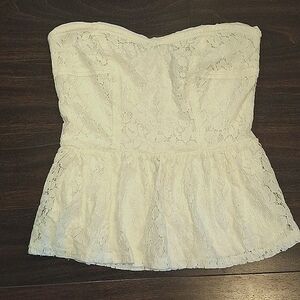 Strapless DYNAMITE blouse *white lace baby-doll*